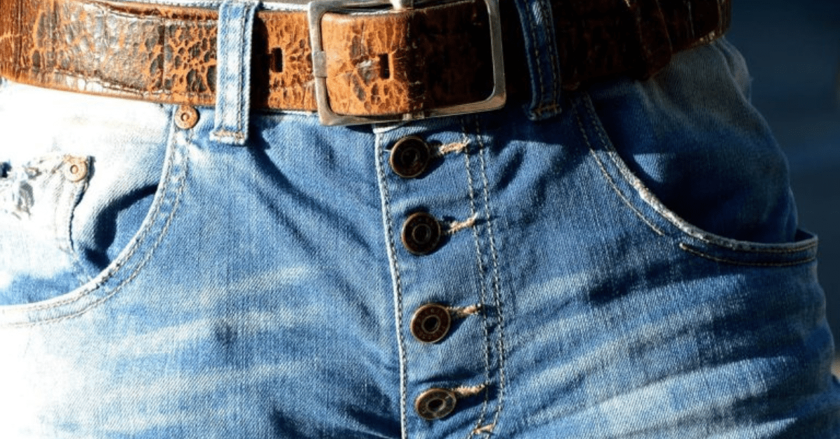 Best Jeans for Muffin Tops that Slim and Shape 2023